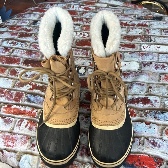 Sorel beige black waterproof mid calf boots - Picture 5 of 9